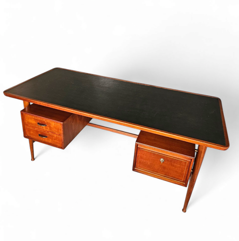 Formule executive teak desk 1965