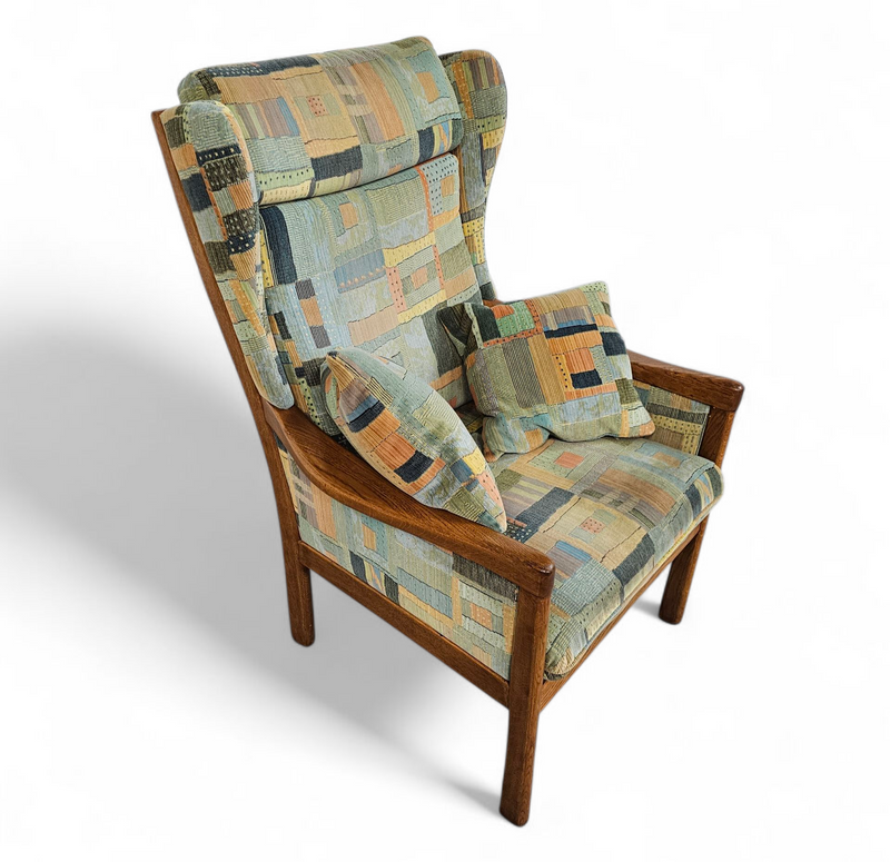 2 x Casala wingback / lounge / armchair in top condition / 4 small cushions / 1960s