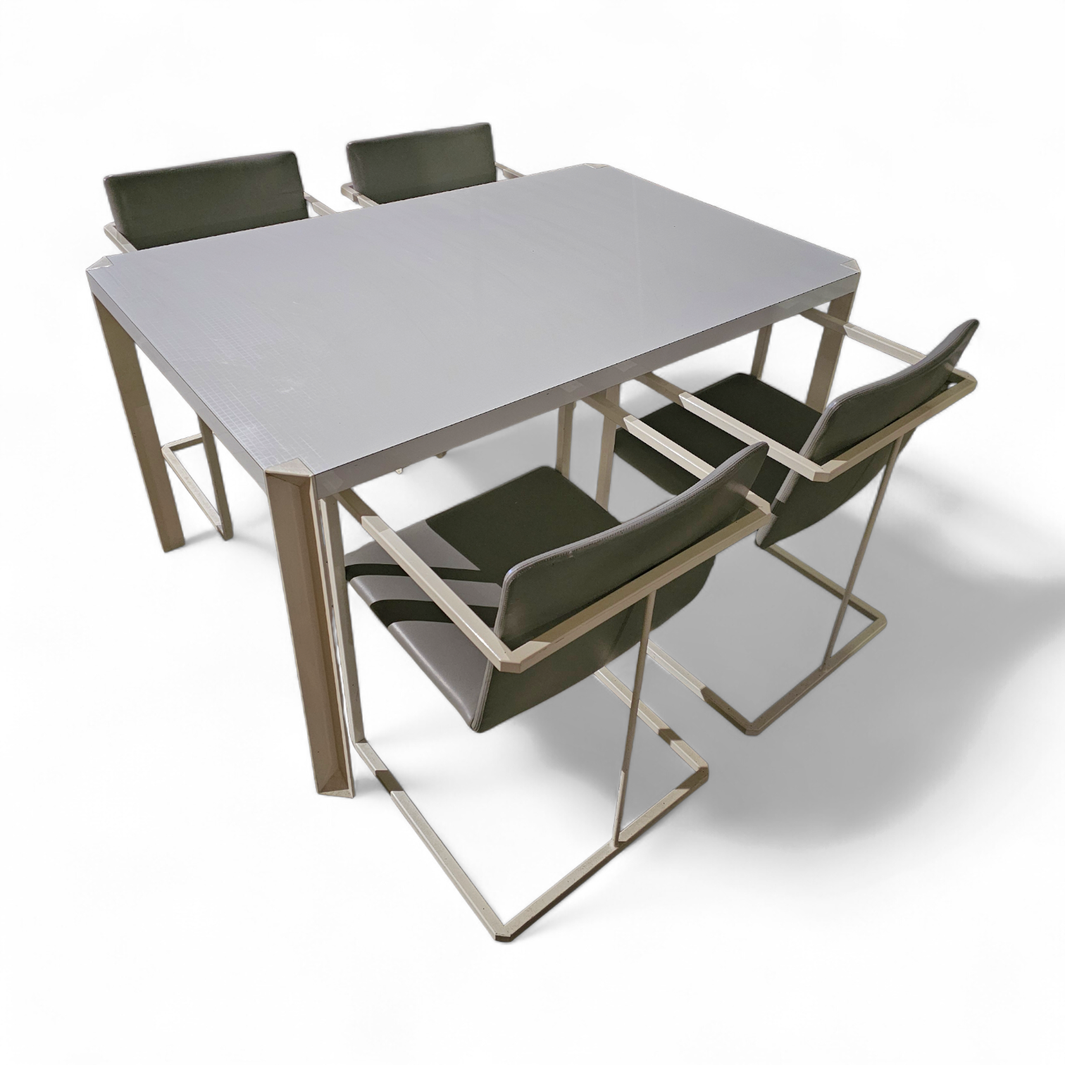 5 x Pierre Mazairac & karel Boonzaaijer /
Manufacturer / Hennie de Jong int /
Materials / grey Fabric / white steel / 1970s