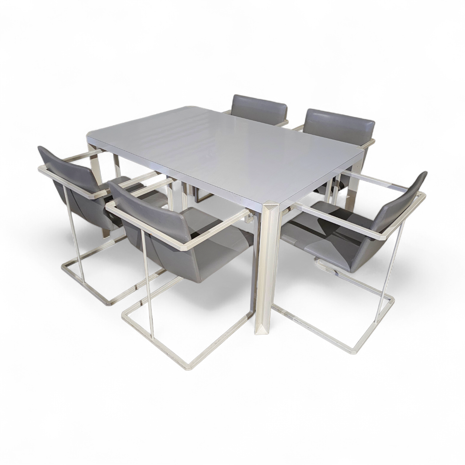 5 x Pierre Mazairac & karel Boonzaaijer /
Manufacturer / Hennie de Jong int /
Materials / grey Fabric / white steel / 1970s