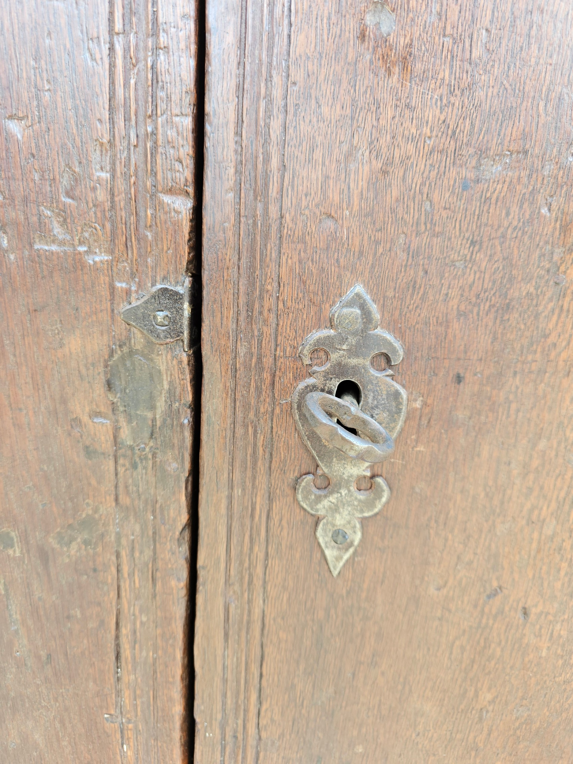 Farmer's oak pantry cupboard / Boeren spinde / 18th century