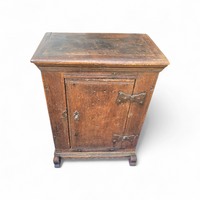 Farmer's oak pantry cupboard / Boeren spinde / 18th century