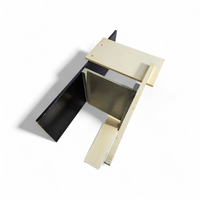 Old Berlin chair / Berlijnse Stoel / Gerrit Rietveld / Signs of repair ( 2 screws )