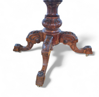 Oval Victorian tilt - top table
Breakfast table / 1840s