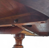 Oval Victorian tilt - top table
Breakfast table / 1840s