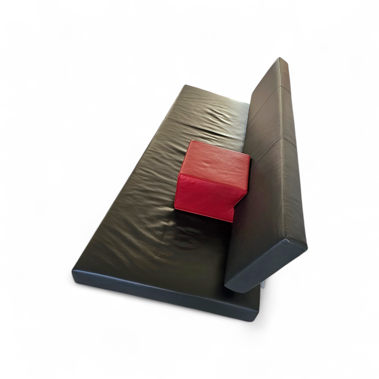 Martin Visser BR 02.7 / Sofa bed / ‘t Spectrum / 1980s / Black leather / red cushion