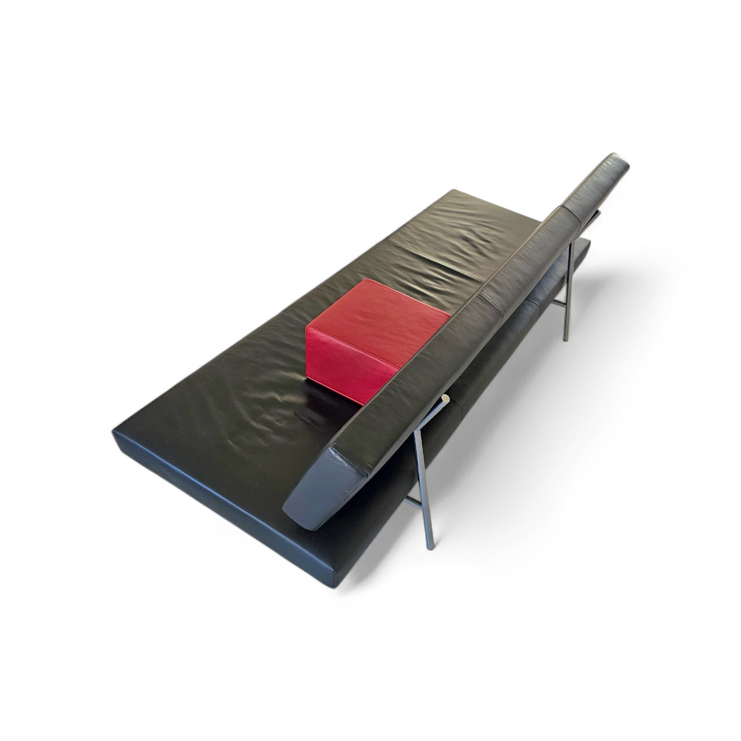 Martin Visser BR 02.7 / Sofa bed / ‘t Spectrum / 1980s / Black leather / red cushion