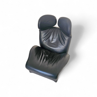 Vintage Lounge Wink chair / Toshiyuki Kita For Cassina 1980s / Black leather