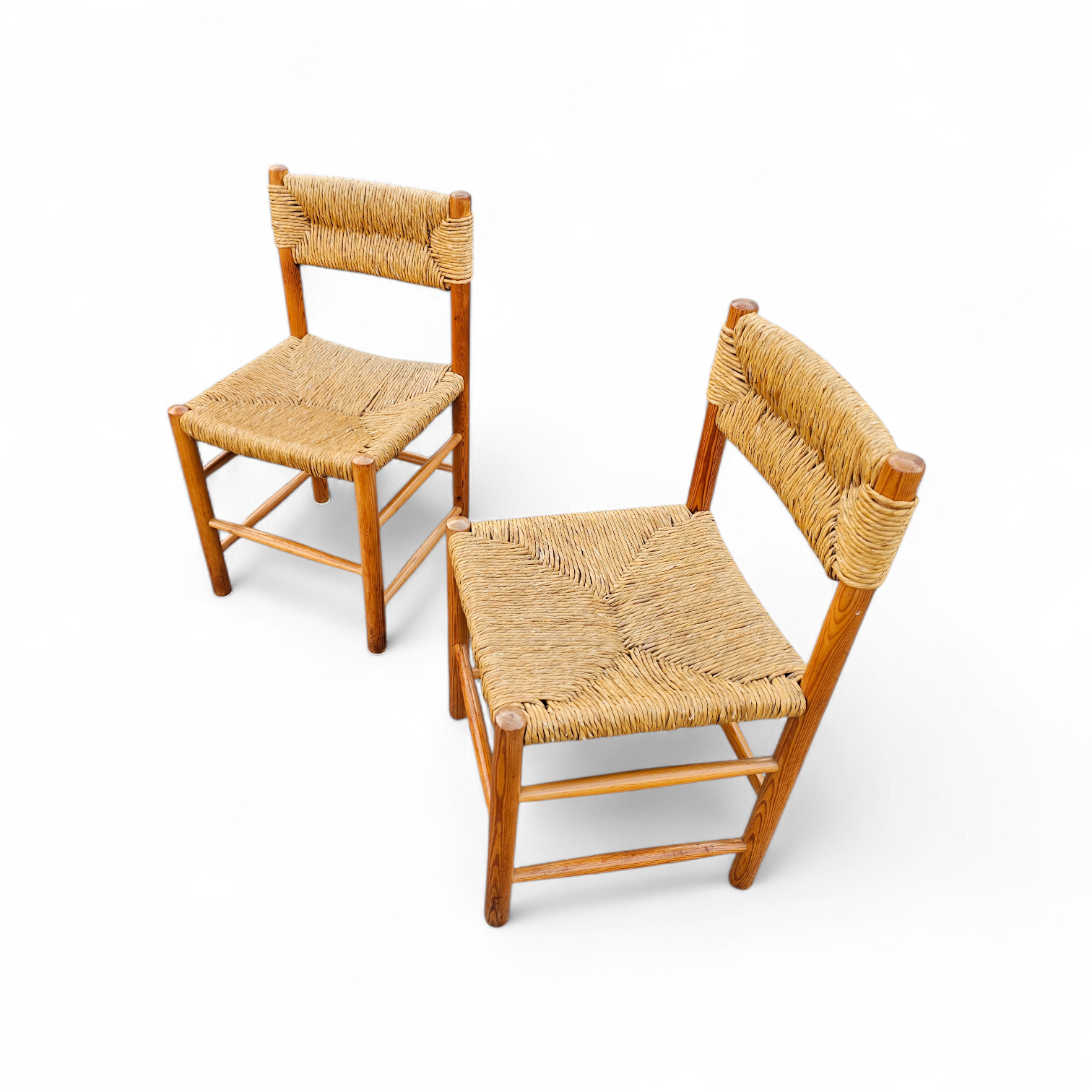 2 x pine wood woven reed dining chairs / France 1950s
