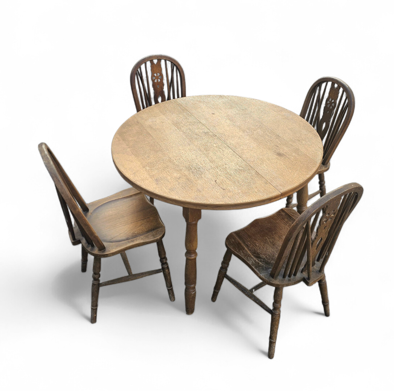 A bit wearthered windsor wheelback dining set (7) by the Oirschotse meubelindustrie 1950s