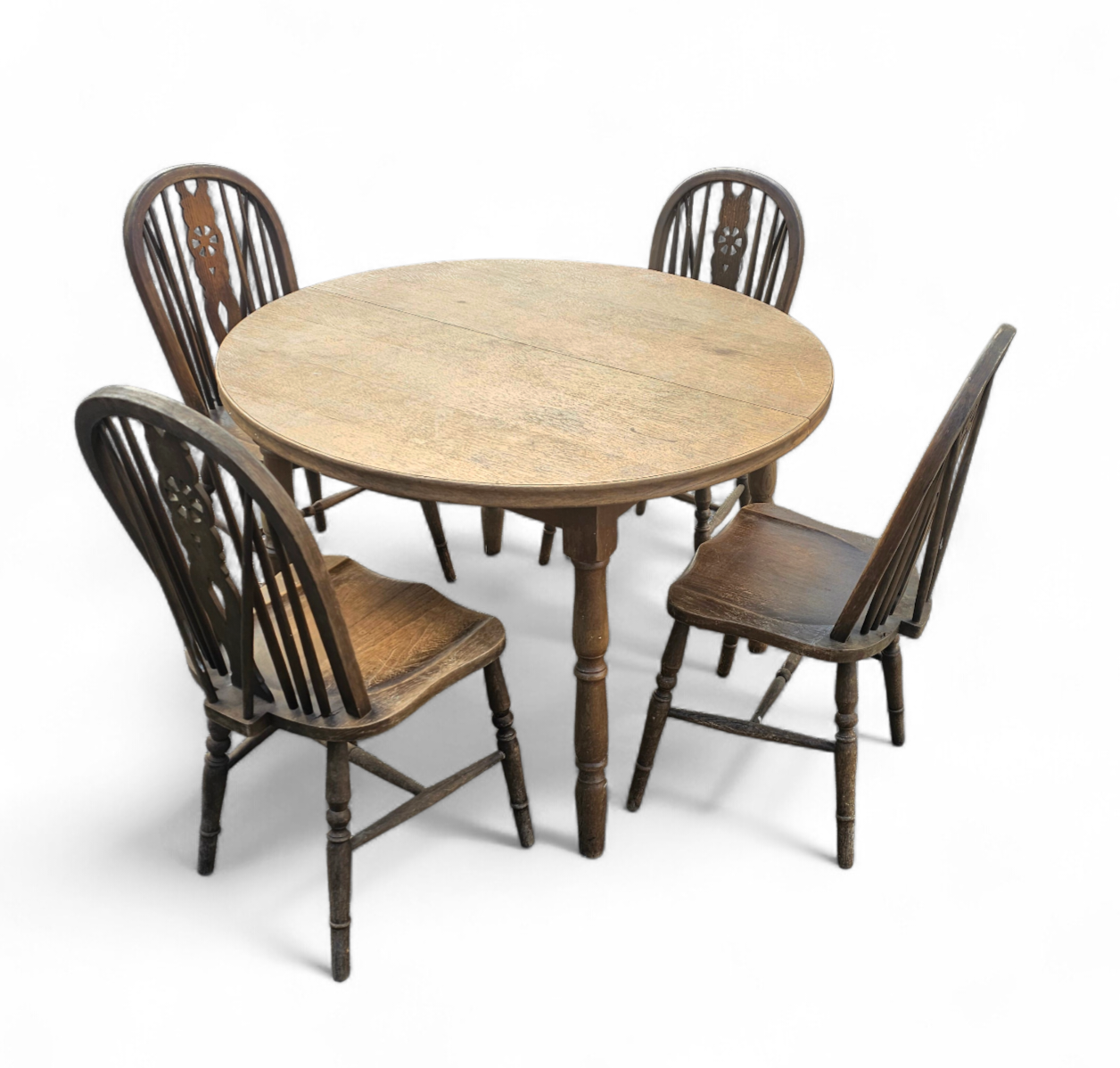 A bit wearthered windsor wheelback dining set (7) by the Oirschotse meubelindustrie 1950s