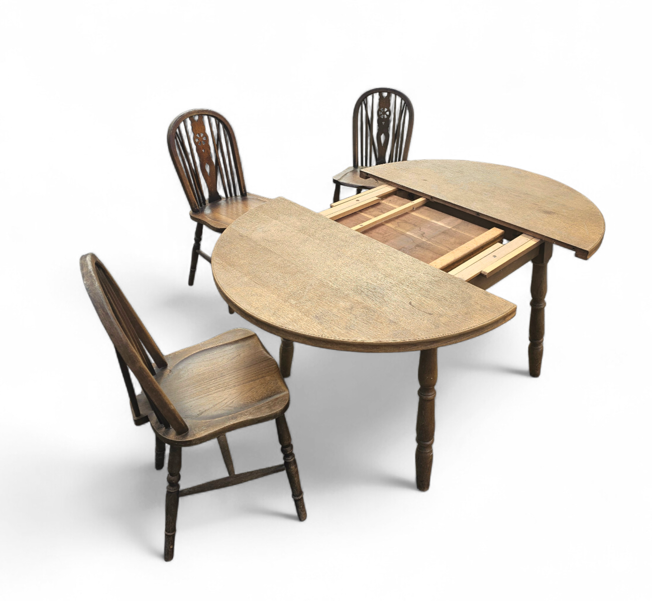 A bit wearthered windsor wheelback dining set (7) by the Oirschotse meubelindustrie 1950s