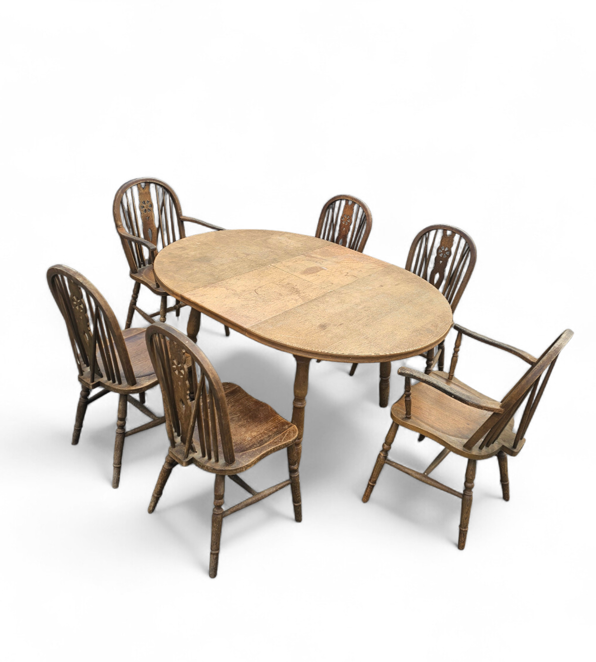 A bit wearthered windsor wheelback dining set (7) by the Oirschotse meubelindustrie 1950s