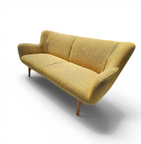 Retro revival Leolux by Jan Armgardt / The JULITA sofa by Leolux