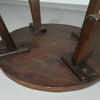 Brutalistische ronde salontafel van massief eikenhout uit de jaren 60