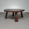 Brutalistische ronde salontafel van massief eikenhout uit de jaren 60
