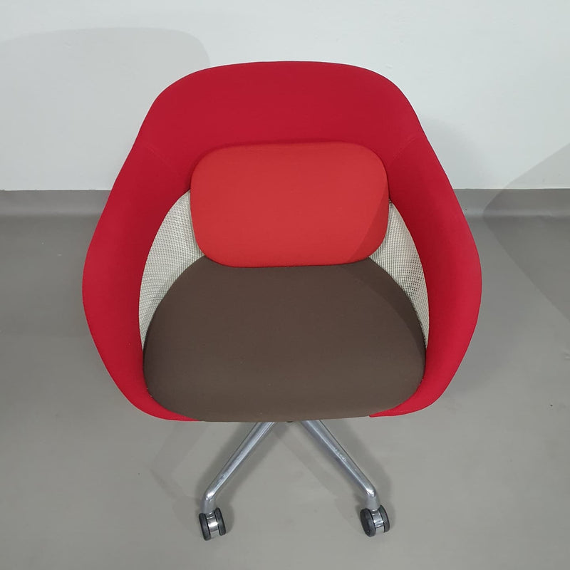 Coalesse SW_1 Conference Chair
Scott Wilson / Steelcase