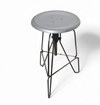 "Model Six" aluminium kruk van Jeff Covey