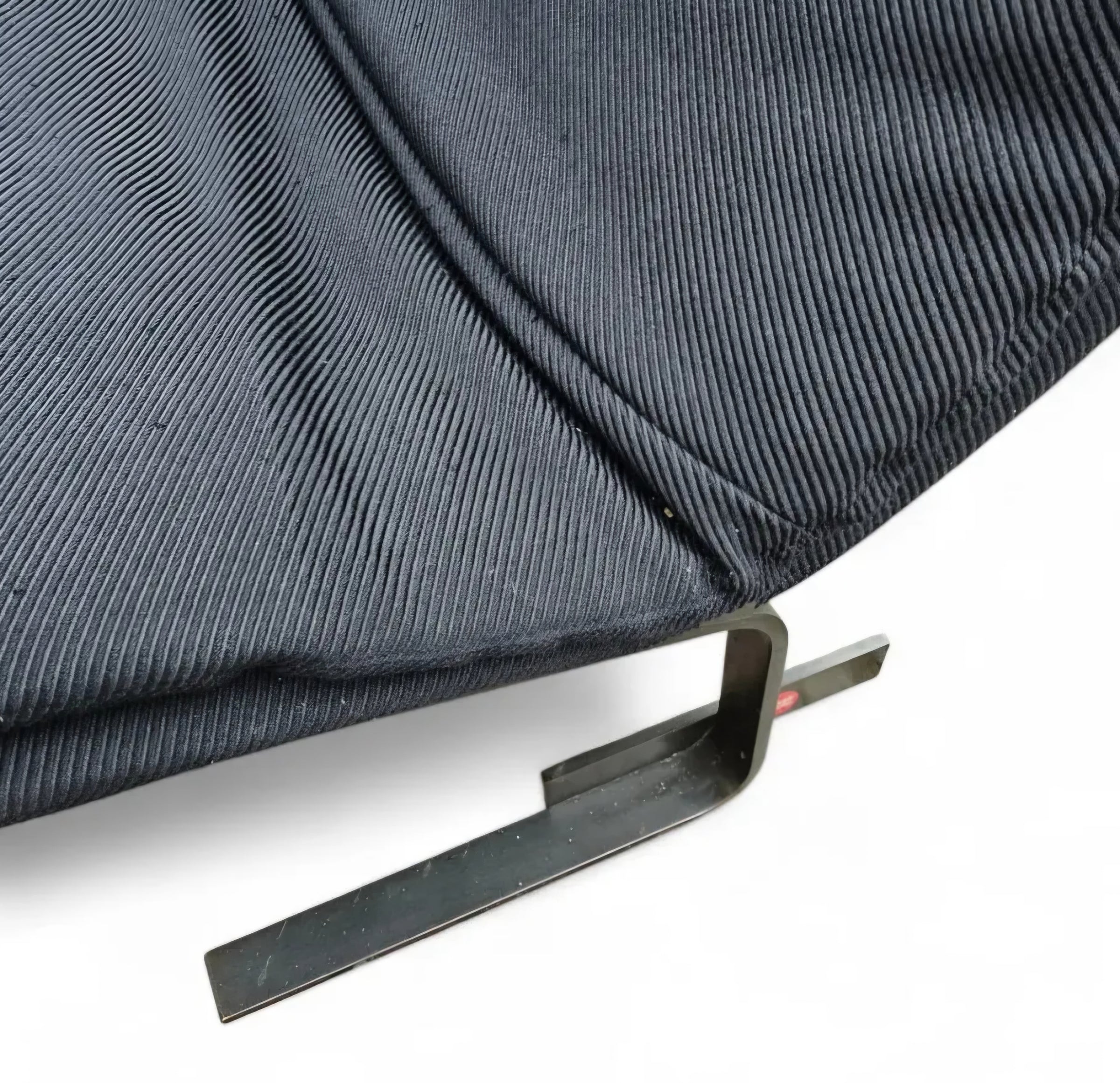 Vintage Italian design Onda Wave lounge chairs fauteuils Giovanni Offredi / Saporiti 1980s