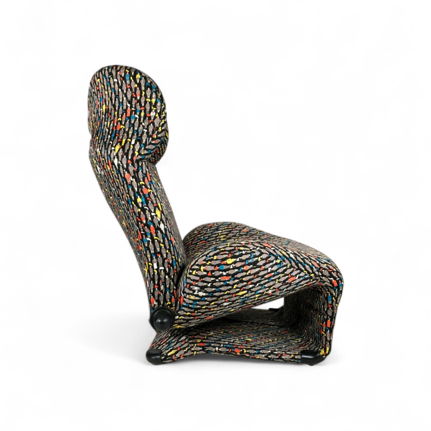 Wink chair by Toshiyuki Kita for Cassina / Gaetane Pesce fabric

Cassina

Model - Model 111 Wink Lounge Chair