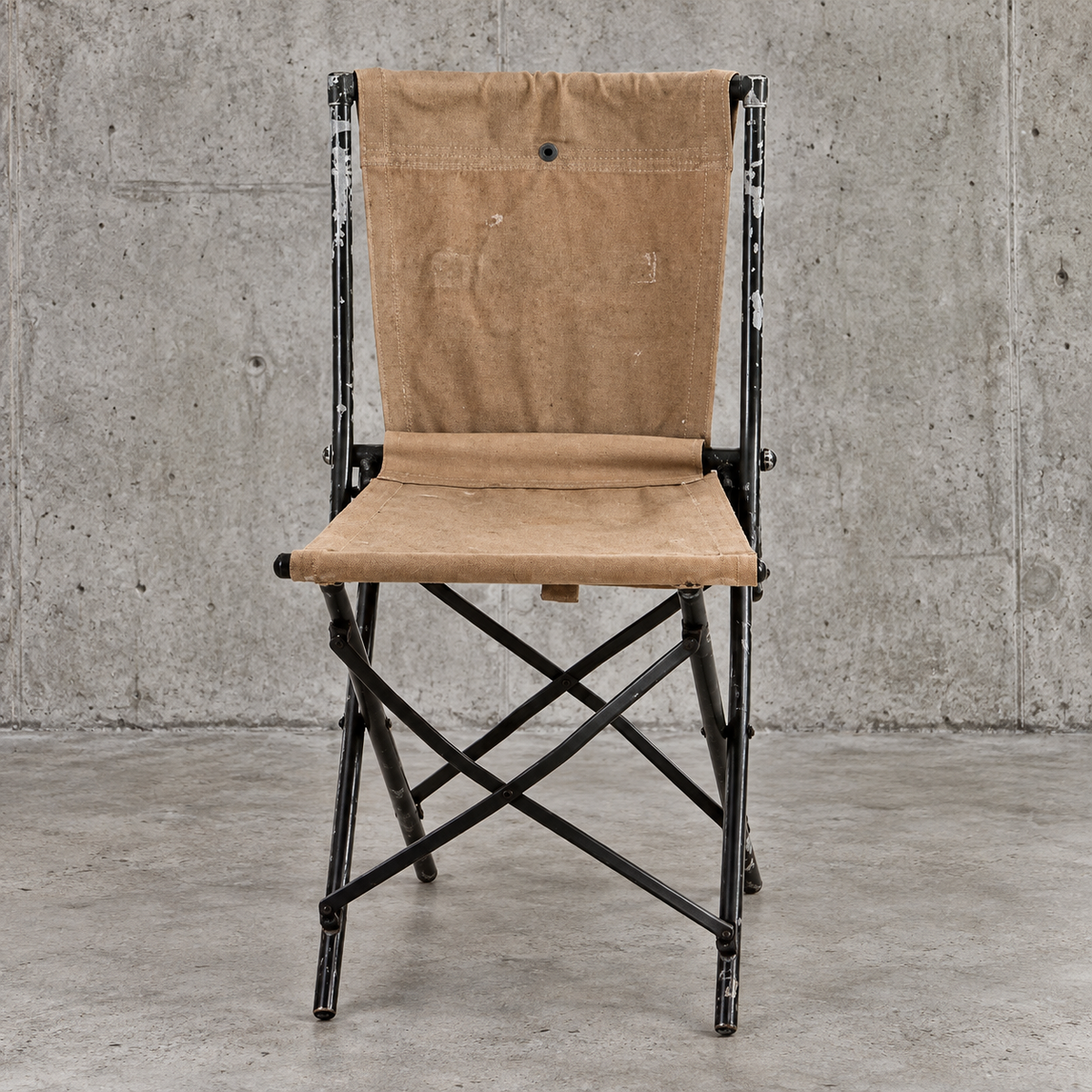 2 x English army folding chairs / canvas fabric / 1950s
