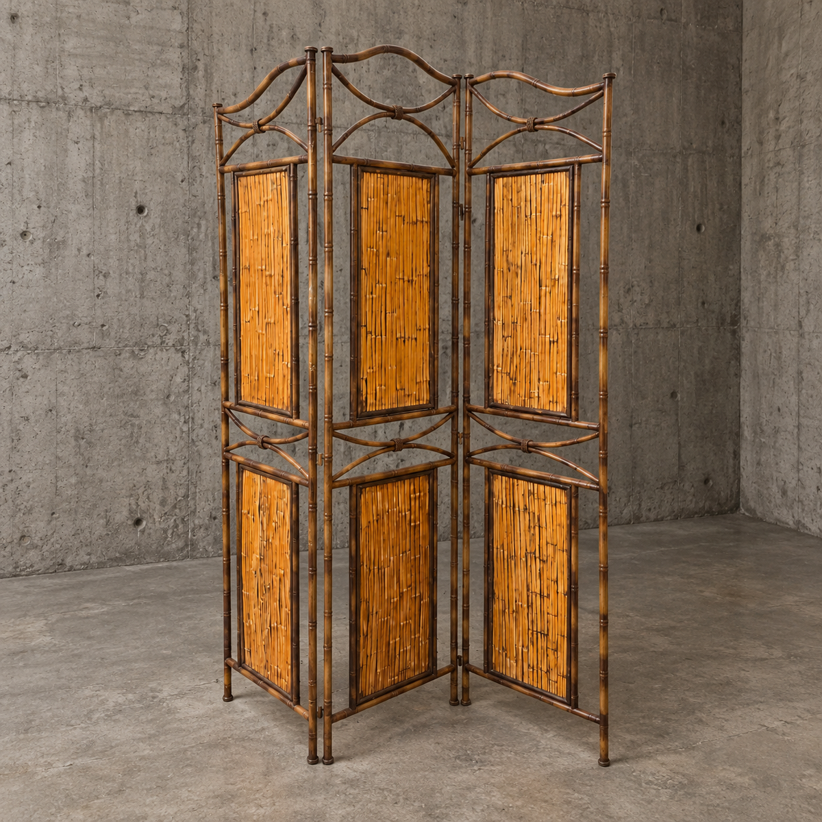 Faux bamboo metal room divider with bamboo panels / 1980s