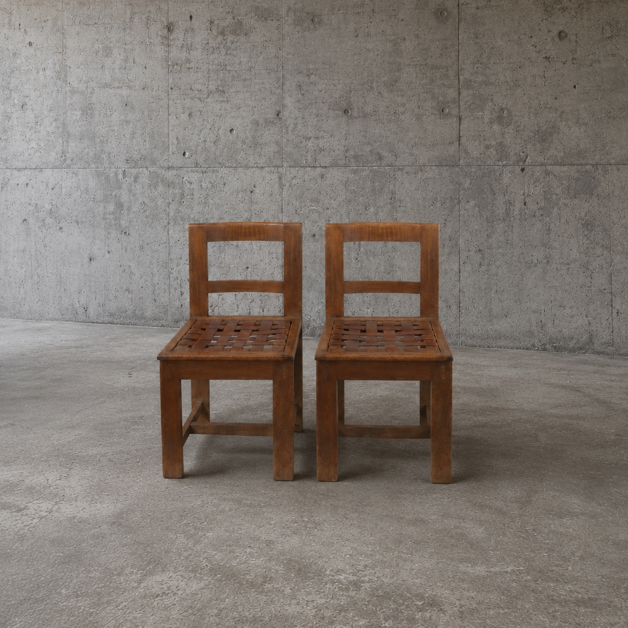 6 × chairs / dining table in oak / Table openwork top / 2 inlaid glass panels / open woven leather seats / Original set l in very good condition / France 1950s