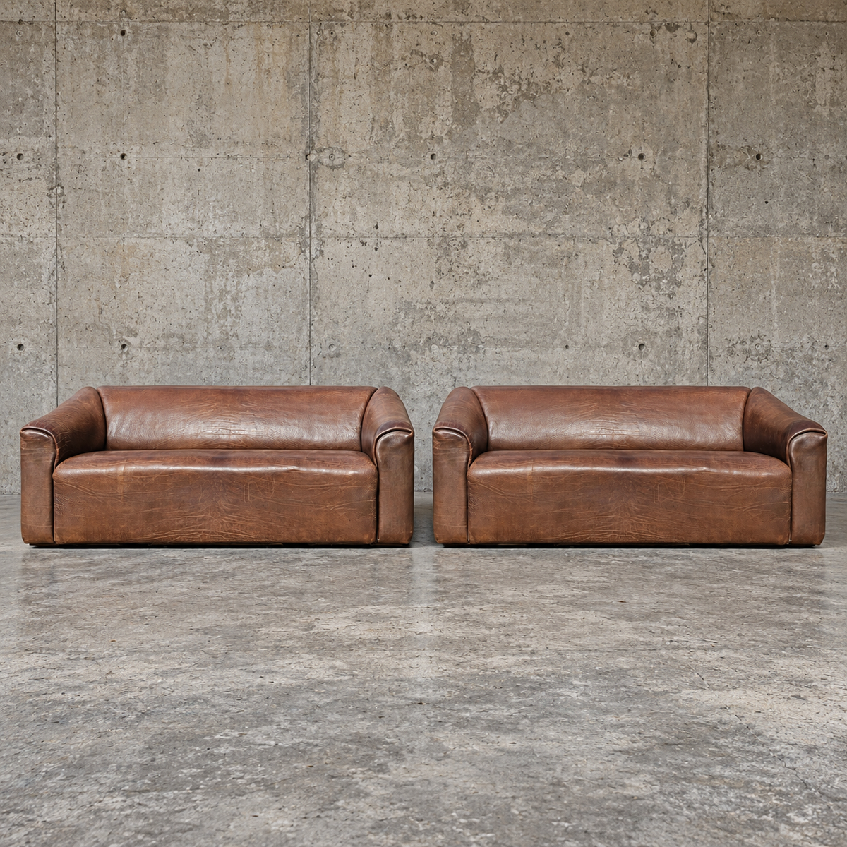 2 x Desede sofa / De Sede / Brown leather / DS-47 / matching patina of age /