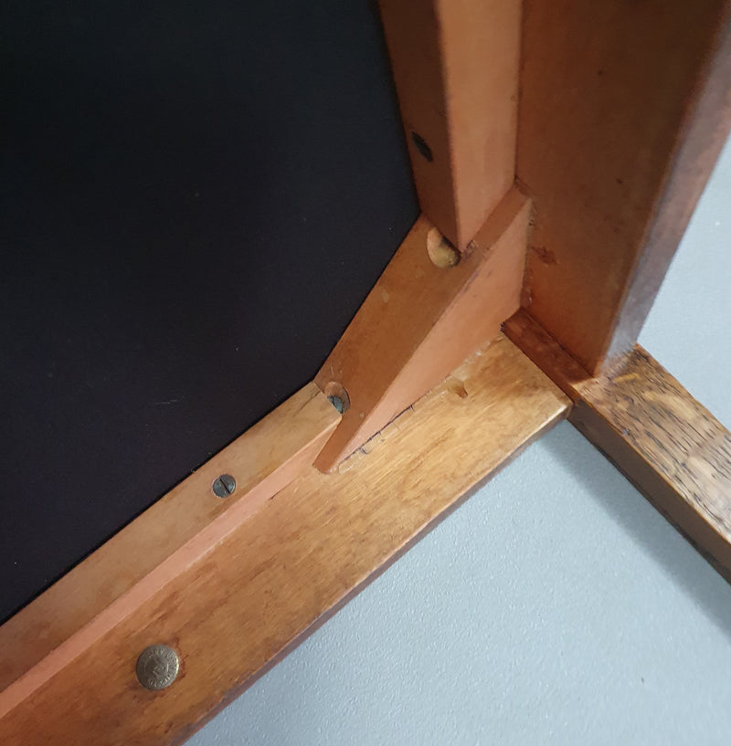 6x Utrecht Mokkum stoelen van Huizenga NV
 Gemarkeerd
