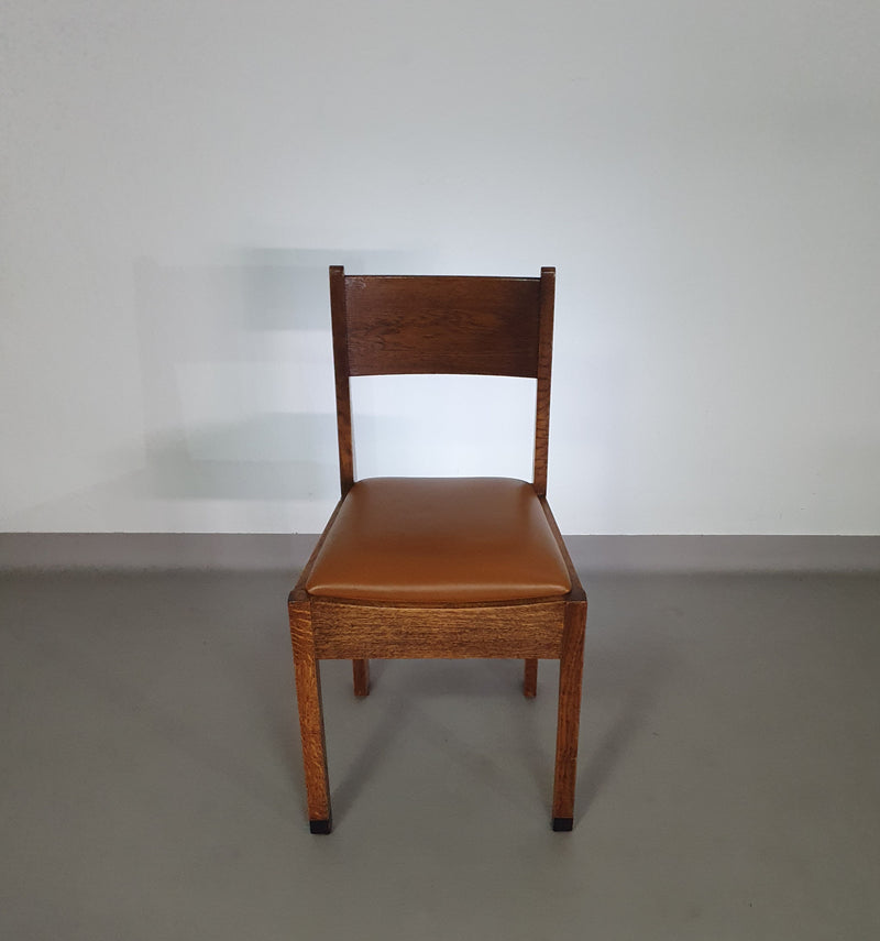 6x Utrecht Mokkum stoelen van Huizenga NV
 Gemarkeerd