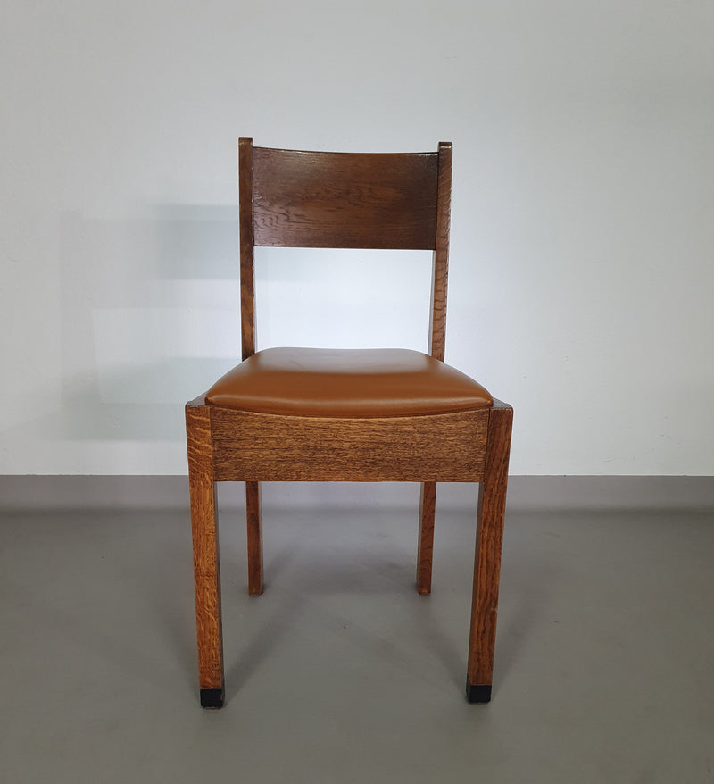 6x Utrecht Mokkum stoelen van Huizenga NV
 Gemarkeerd