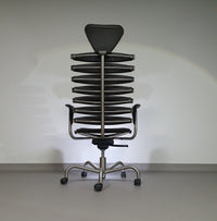 De Sede DS-2100/161 directiestoel uit onze design Home Office collectie.
 Nieuwstaat
 Donkerbruin leer