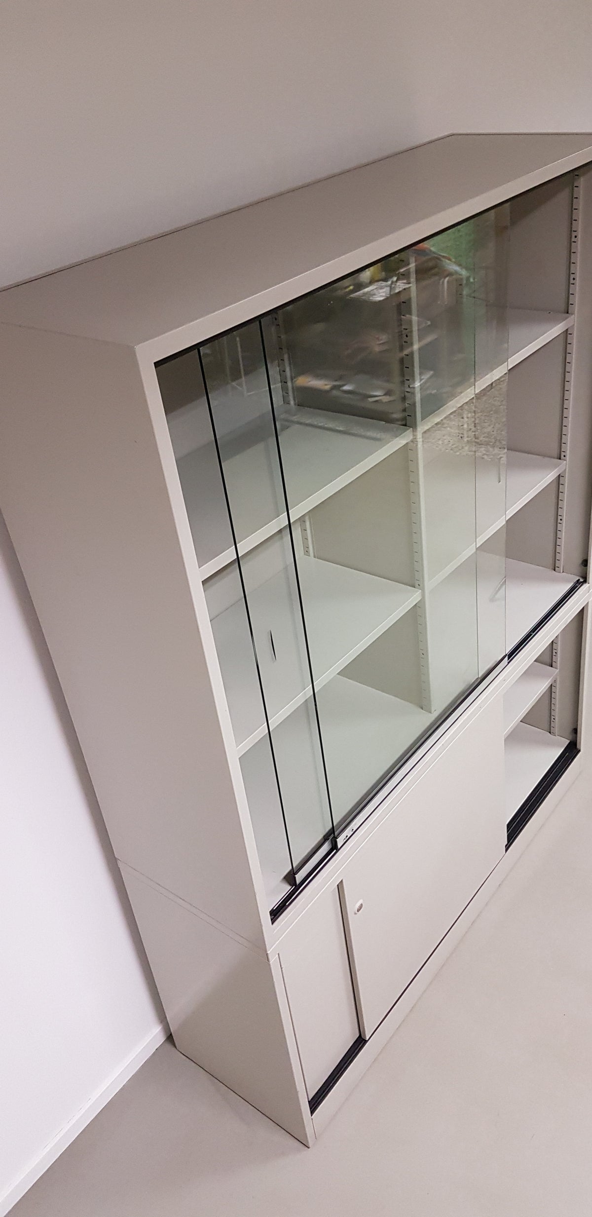 2 x Laboratorium Cabinet