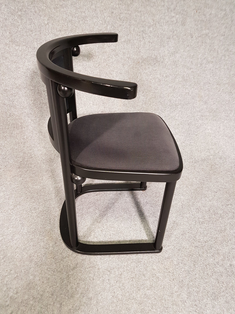 Set van 6 zwarte Fledermaus stoelen van Josef Hoffmann voor Wittmann, jaren 80.