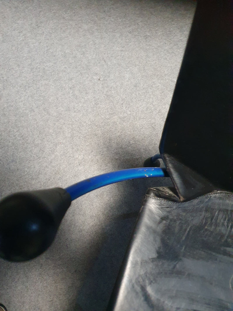 <span data-mce-fragment="1">Set 4 fauteuils - Mazairac en Boonzaaijer - Young International - jaren 80</span><br data-mce-fragment="1"> met transparant blauw frame.