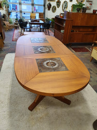Stunning extendable dining table by Poul Herman Poulsen for Gangso Møbel Denmark. Danisch design 240cm x 107 cm signed