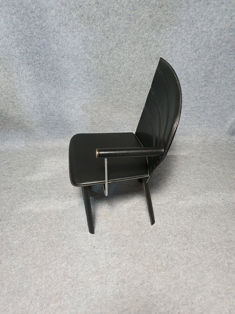 Postmodernistische stoelen van Naos Italië 1980