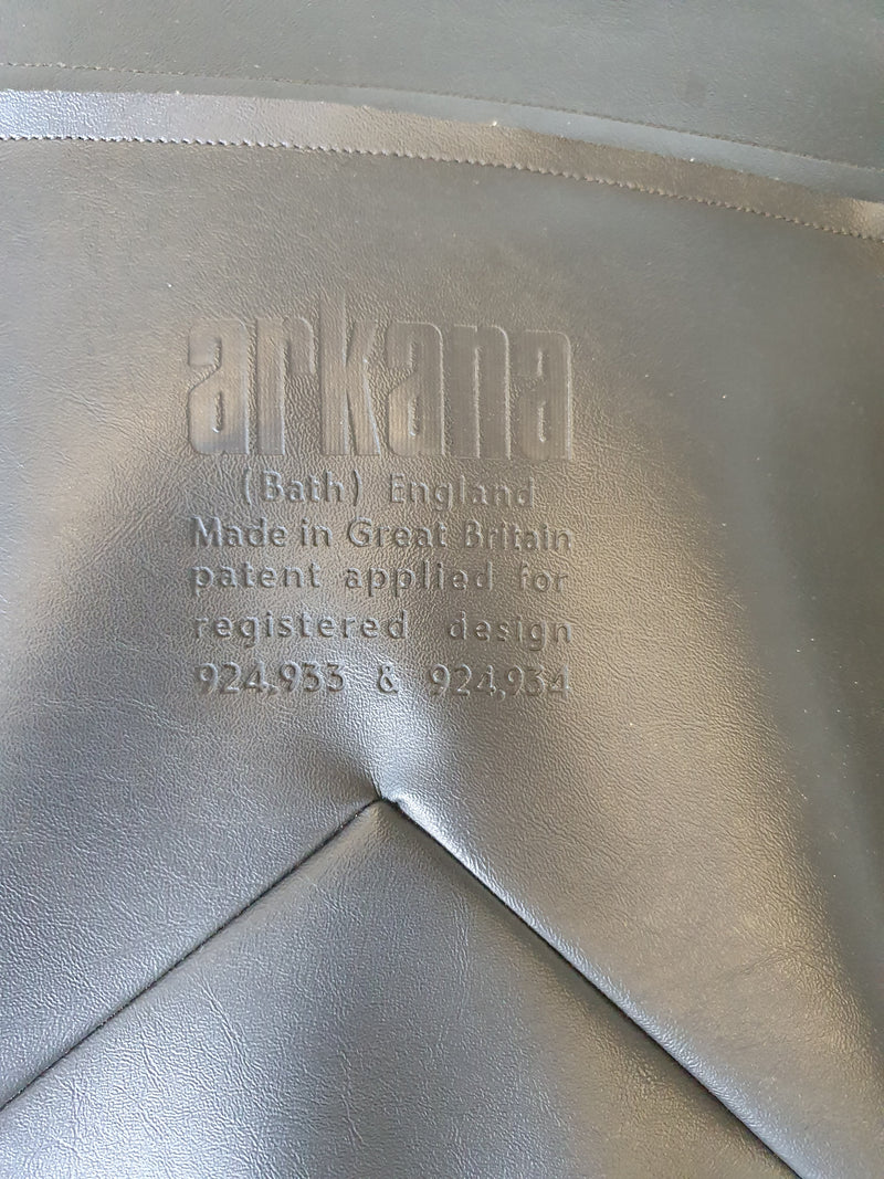 ARKANA SAFARI STOEL DOOR MAURICE BURKE