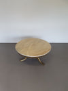 Marmeren salontafel uit de jaren 60, bovenblad is Italiaans marmer met prachtige kleuren en tekening (geen schade aan het blad) het blad ligt op een vuur verguld onderstel met veel details. ○ 90cm x 42cm