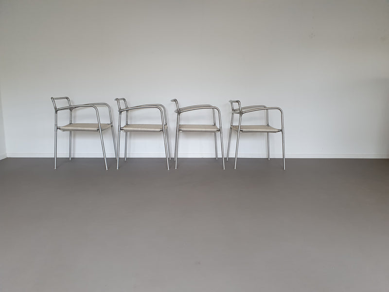 'Smood buitenstoel' van apirat boonruangthaworn