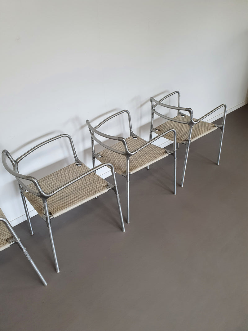'Smood buitenstoel' van apirat boonruangthaworn