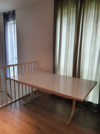 VOETSTUK EETTAFEL VAN GEORGE NELSON VOOR HERMAN MILLER