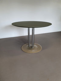 Hugo de ruiter drias eettafel Leolux