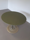 Leolux TRIAS tafel Hugo de Ruiter