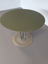 Leolux TRIAS tafel Hugo de Ruiter