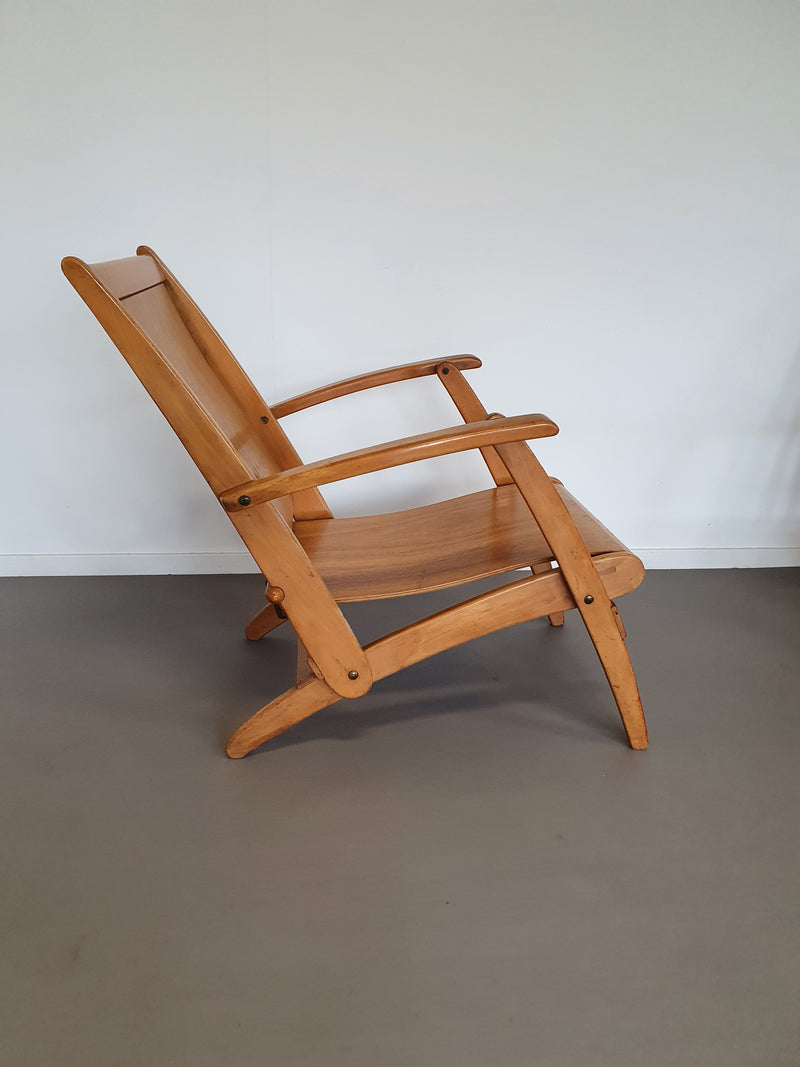 Vouwstoelen van multiplex uit het midden van de eeuw