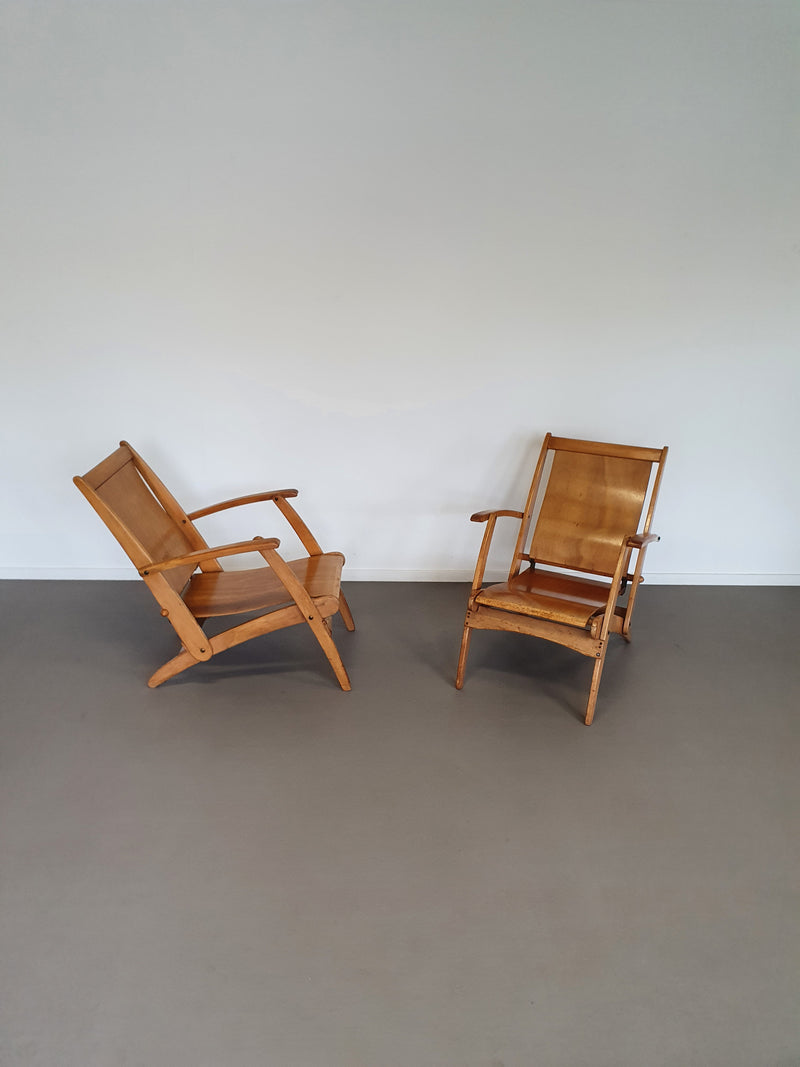 Vouwstoelen van multiplex uit het midden van de eeuw