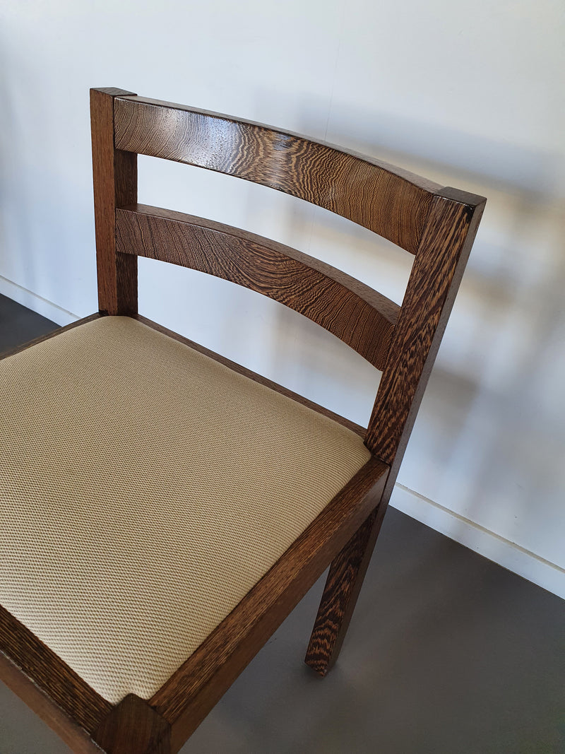 Gerard Geytenbeek tafel/stoelen eetkamerset