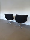 Leren, zware lounge stoelen. Breed 75 - hoog 87 - diep 70 cm. Prijs is voor de set.