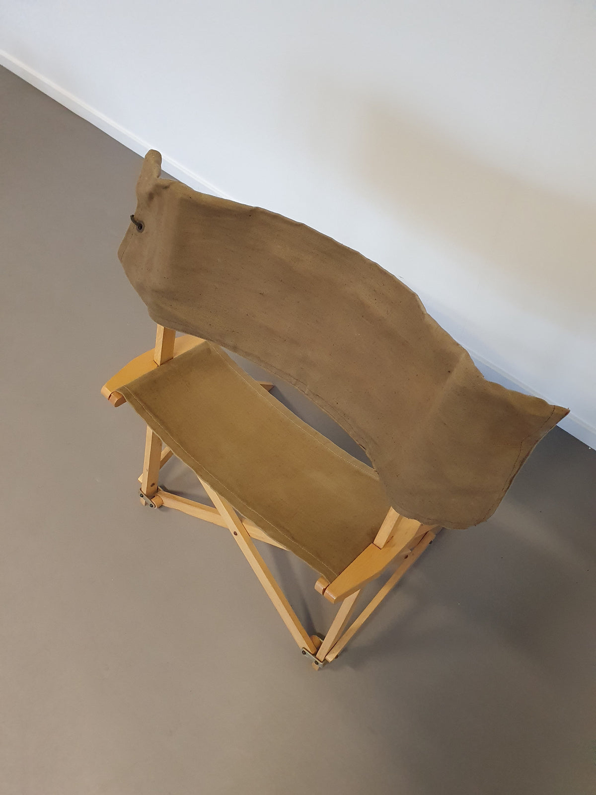Praia folding chair. For Gavina 1968. Height 75 / wide 57 / depth 44 / seat height 40 cm
